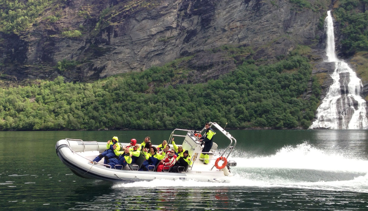 Fjordsafari mit RIB