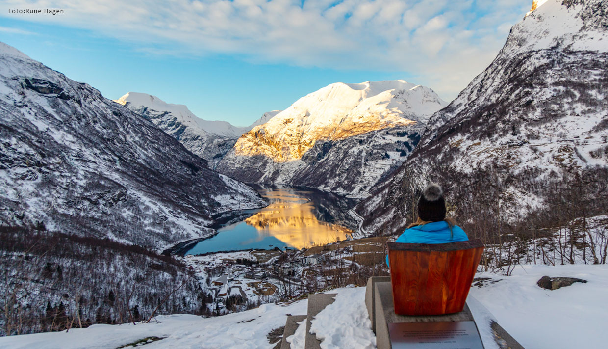 Winter / Frhling Fjordkreuzfahrt lesund Geiranger